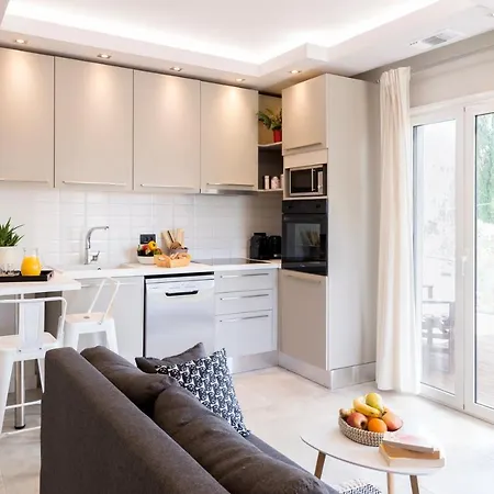 Dimi Brou's 1 By Corfuescapes Gouvia